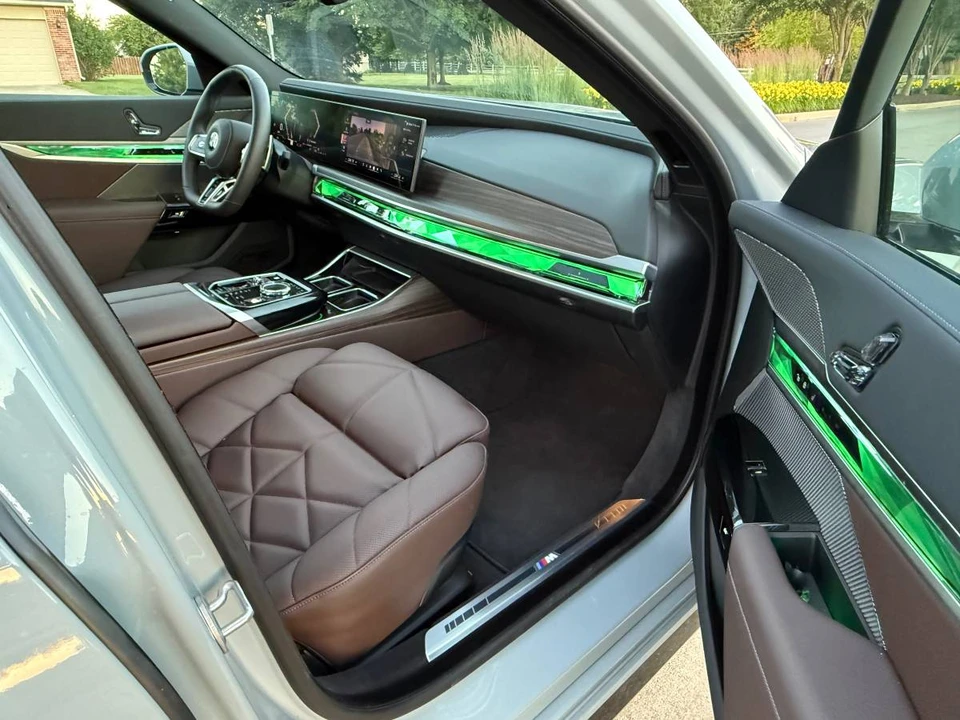 2026 BMW G70 7 Series - Image 10 of 13