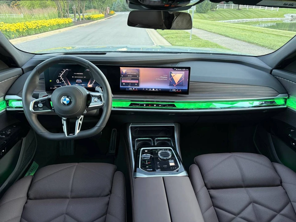 2026 BMW G70 7 Series - Image 6 of 13