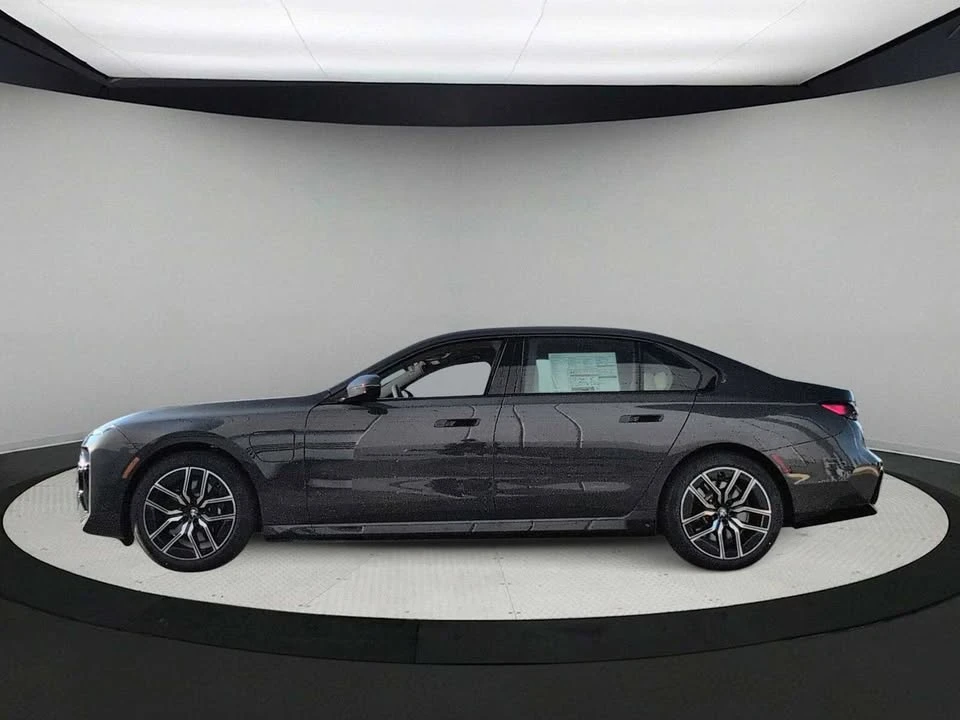 2026 BMW G70 7 Series - Image 5 of 20
