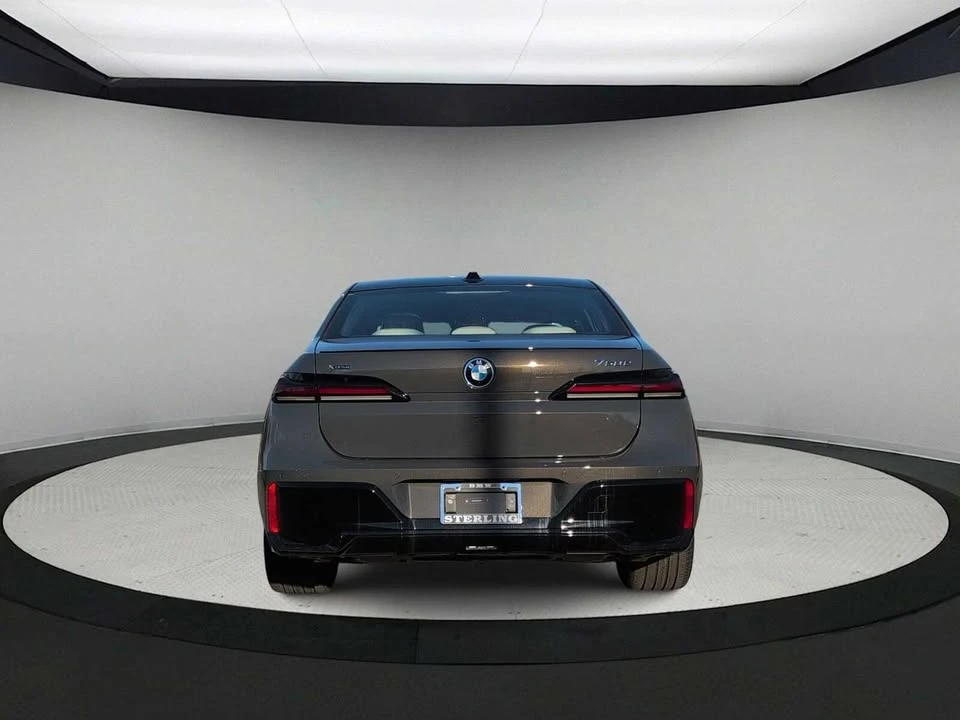2026 BMW G70 7 Series - Image 7 of 20