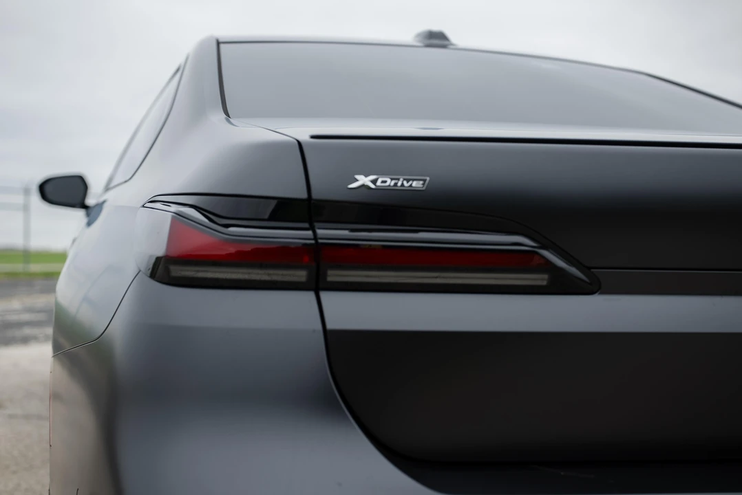 2026 BMW G70 7 Series - Image 30 of 31