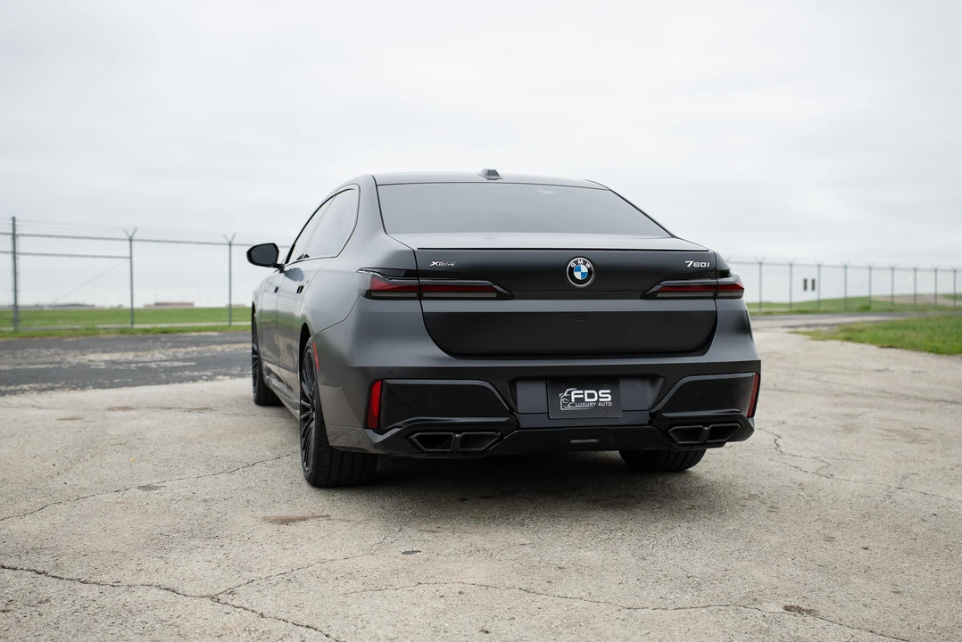 2026 BMW G70 7 Series - Image 13 of 31