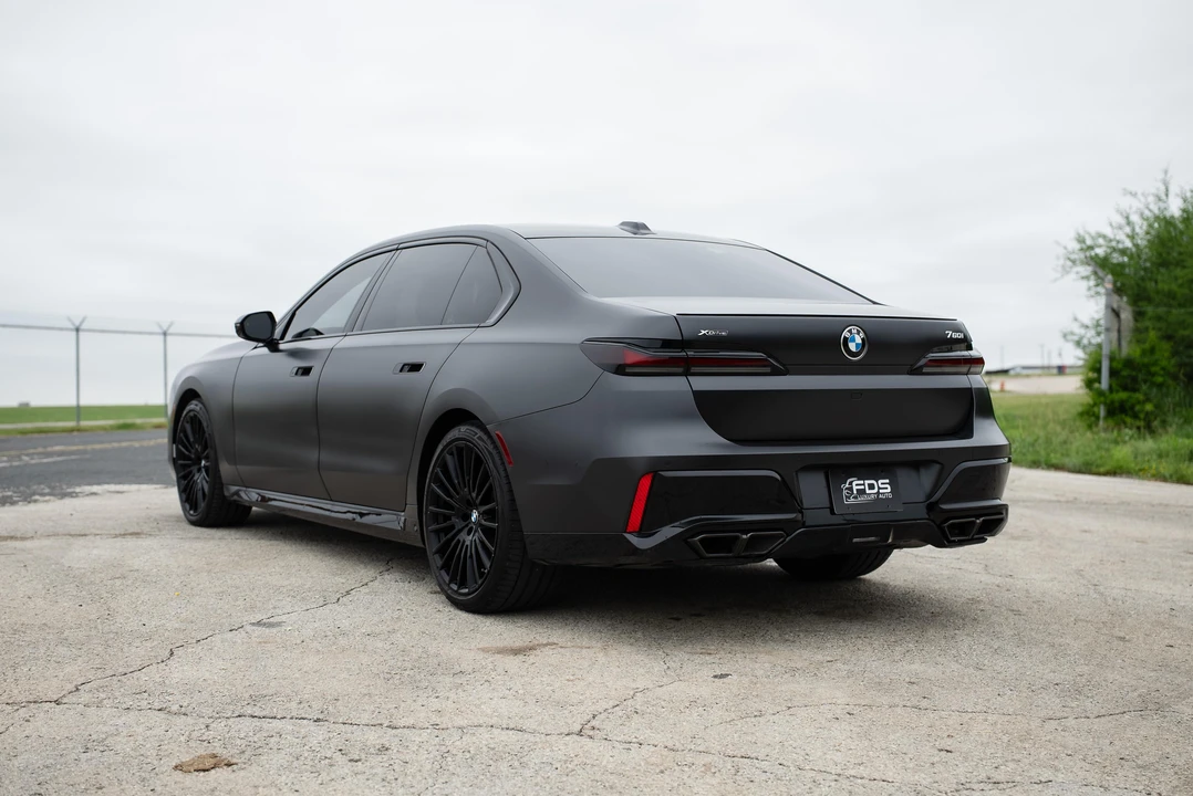 2026 BMW G70 7 Series - Image 12 of 31