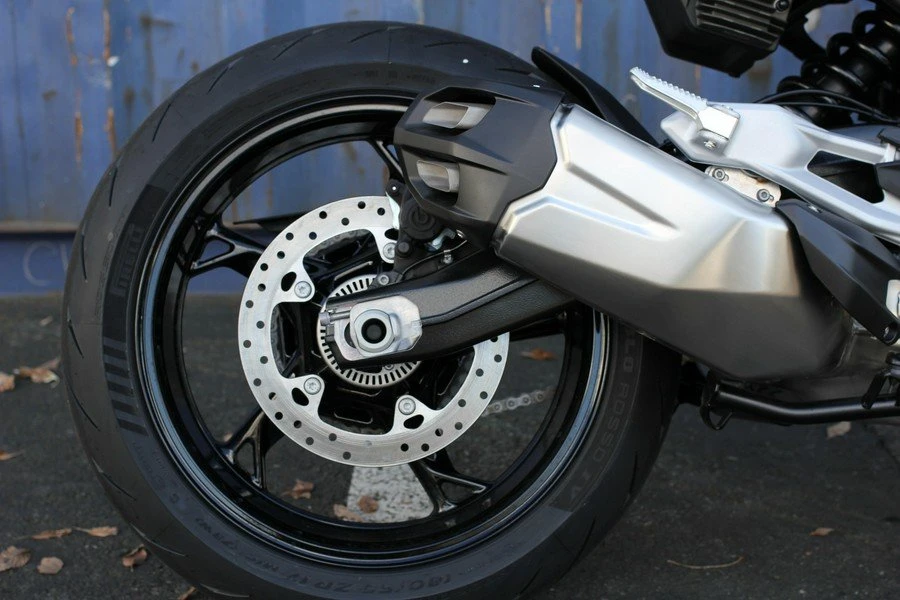 2026 BMW Motorcycles - Image 15 of 19