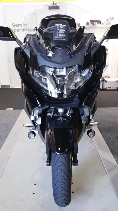 2026 BMW K1600 - Image 8 of 17
