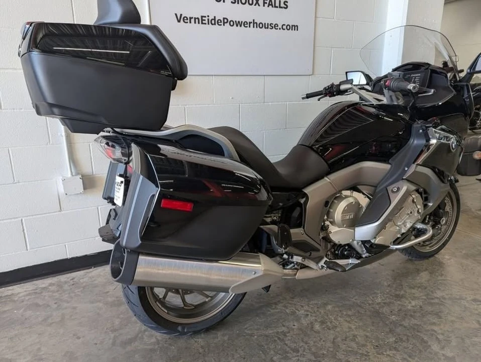 2026 BMW K1600 - Image 9 of 16