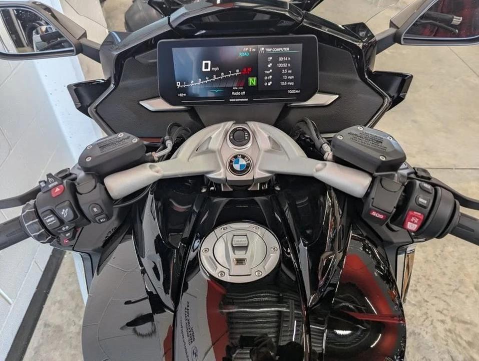 2026 BMW K1600 - Image 13 of 16