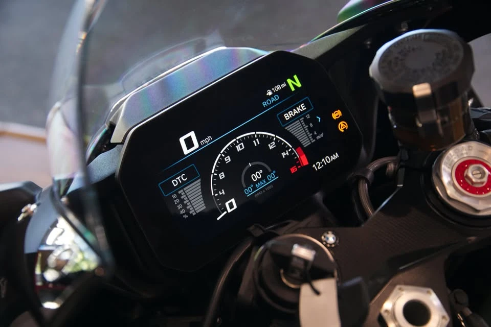 2026 BMW M1000 - Image 5 of 20