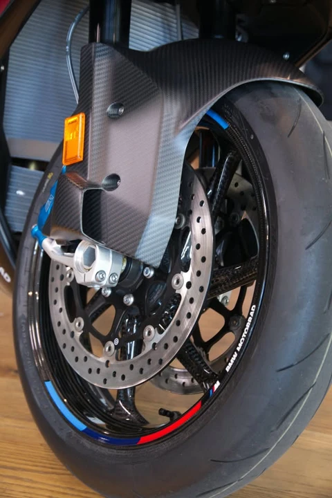 2026 BMW M1000 - Image 17 of 20