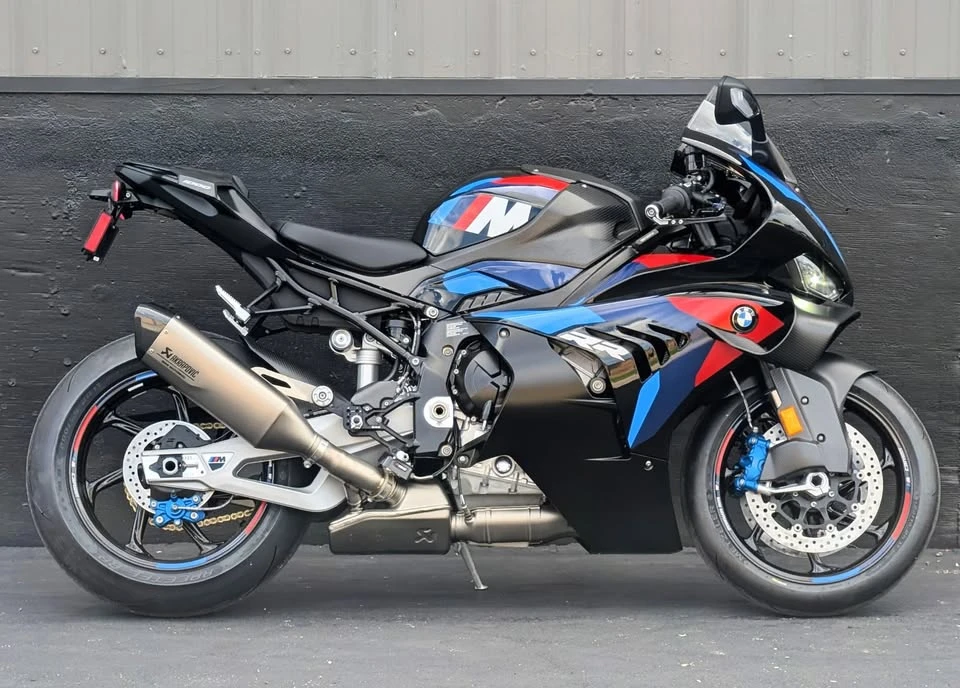 2026 BMW M1000 - Image 2 of 9