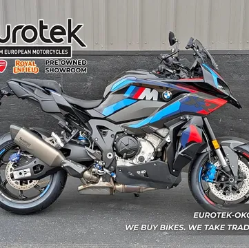 2026 BMW M 1000 XR