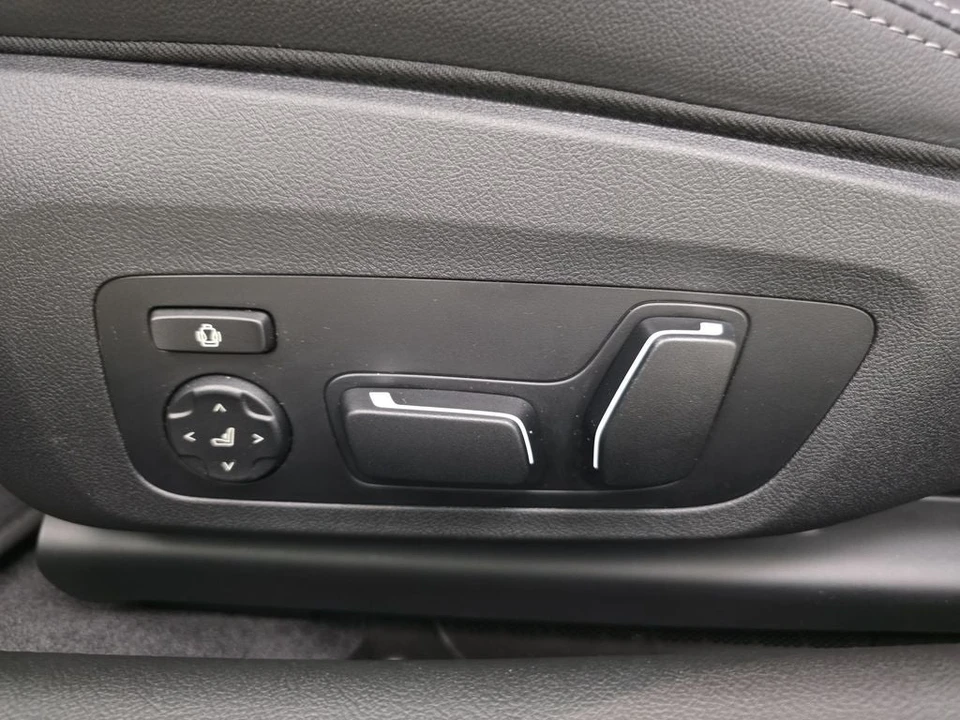 2026 BMW G87 M2 - Image 14 of 31