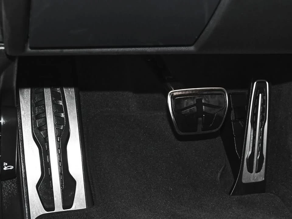 2026 BMW G82/G83 M4 - Image 15 of 20