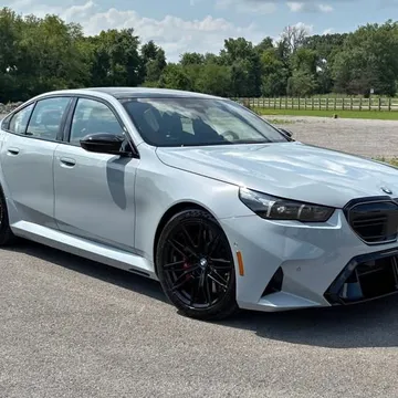 2026 BMW M5 Executive Package Driving Assistance Pro Package