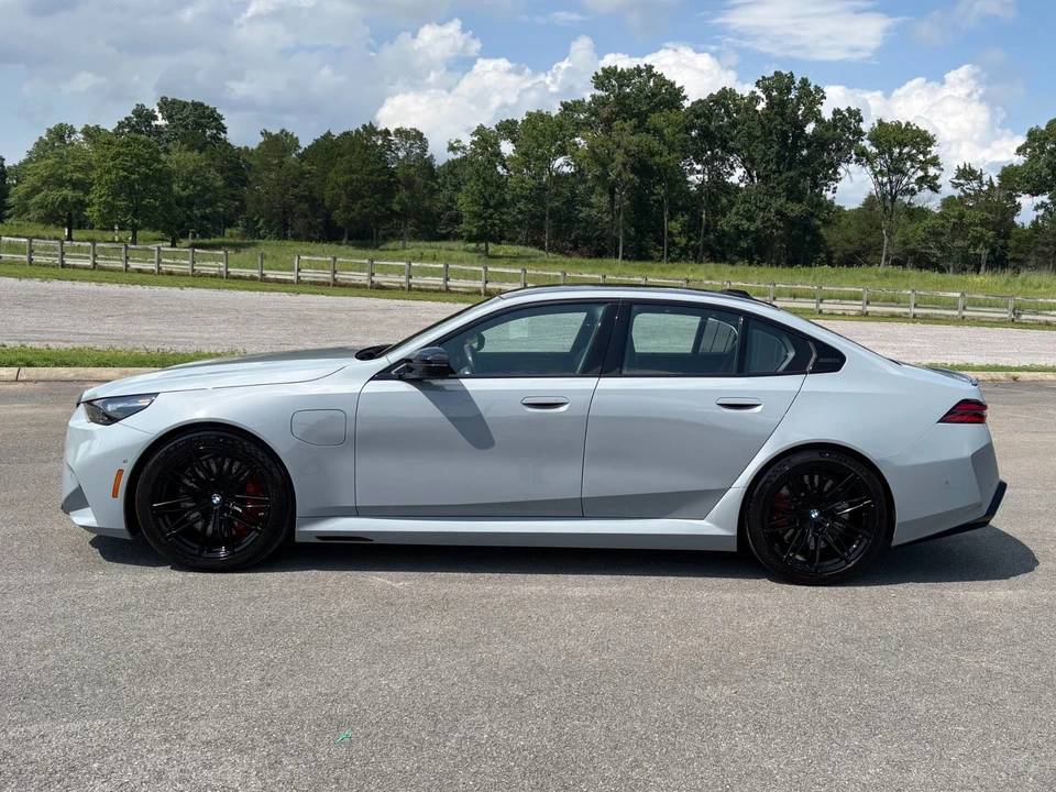 2026 BMW G90/G99 M5 - Image 7 of 31