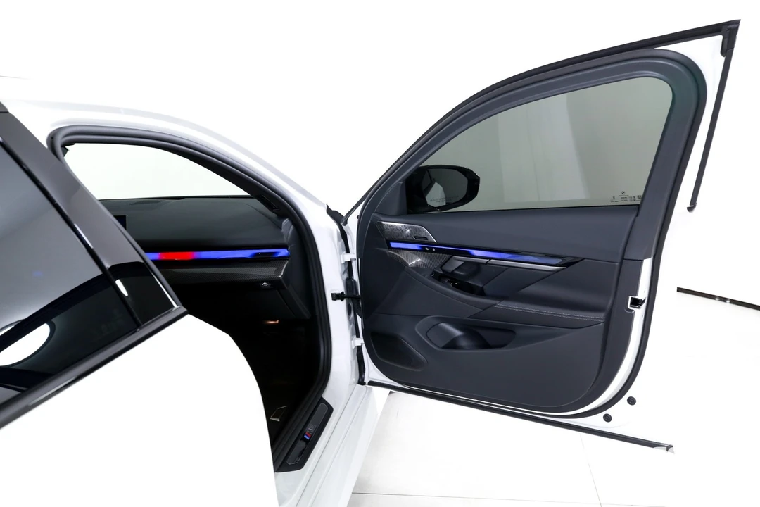 2026 BMW G90/G99 M5 - Image 24 of 31