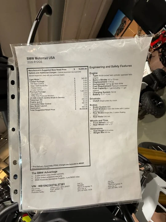 2026 BMW R 12 nineT - Image 9 of 20