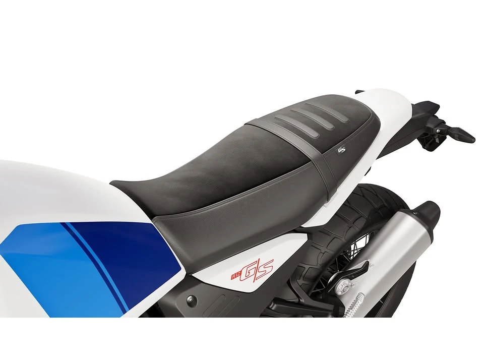 2026 BMW R 12 nineT - Image 18 of 20