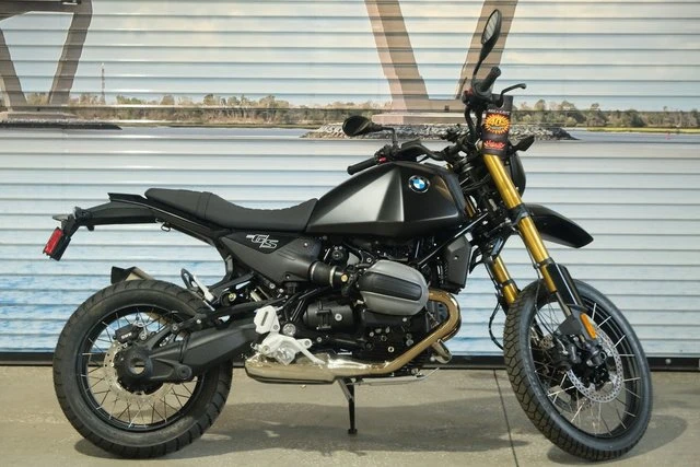2026 BMW R 12 nineT - Image 2 of 5
