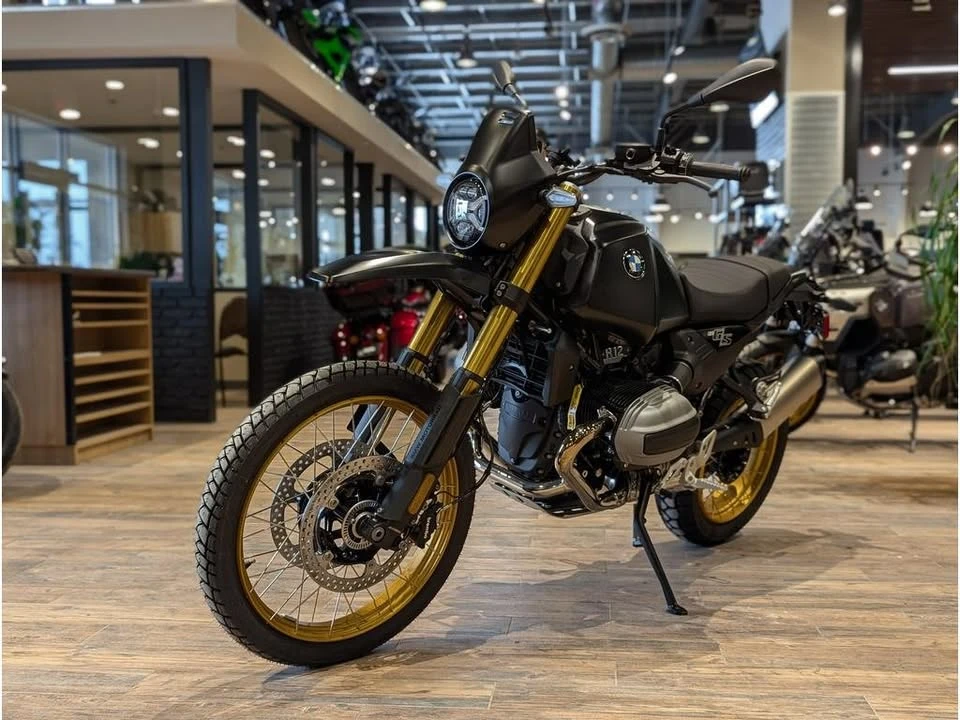 2026 BMW R 12 nineT - Image 13 of 15