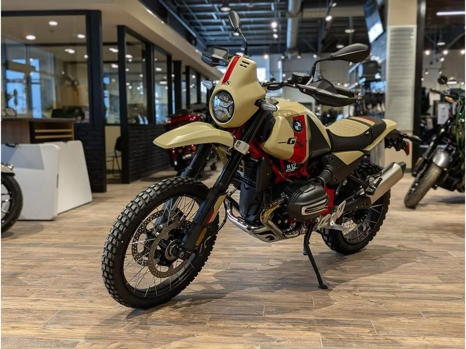 2026 BMW R 12 nineT - Image 13 of 15