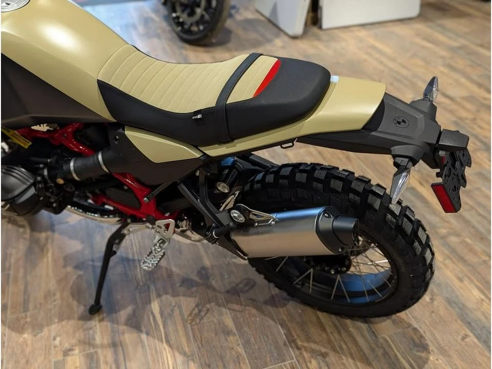 2026 BMW R 12 nineT - Image 12 of 15