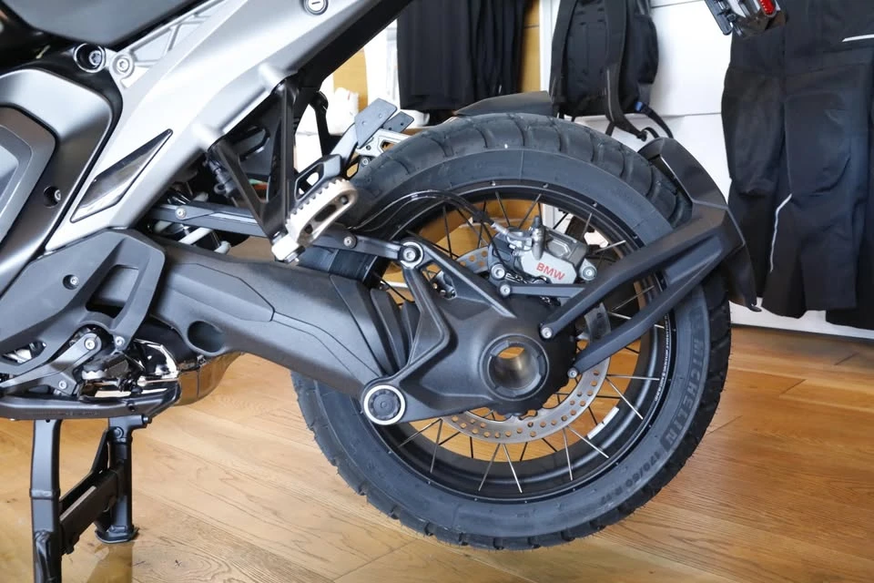 2026 BMW R 12 nineT - Image 14 of 14