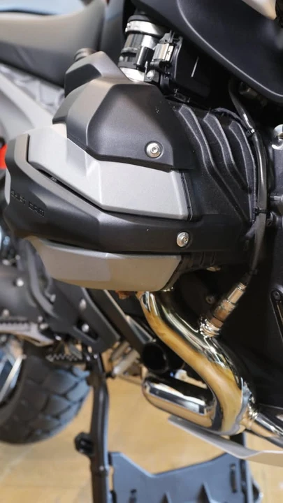 2026 BMW R 12 nineT - Image 7 of 14