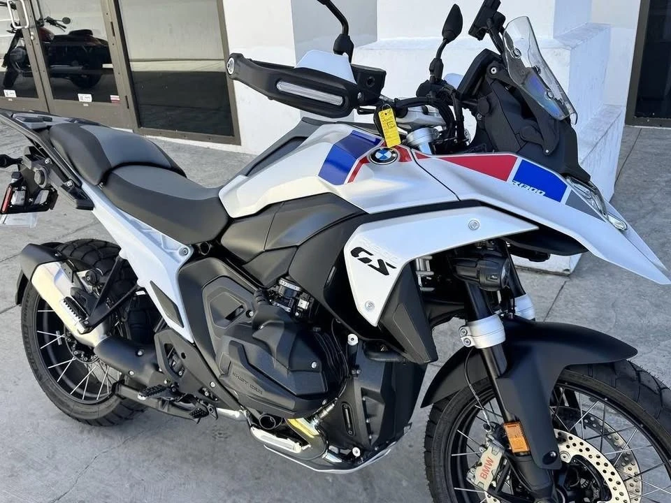 2026 BMW R 12 nineT - Image 3 of 20
