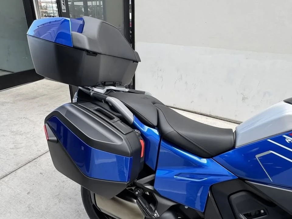 2026 BMW R 12 nineT - Image 16 of 19