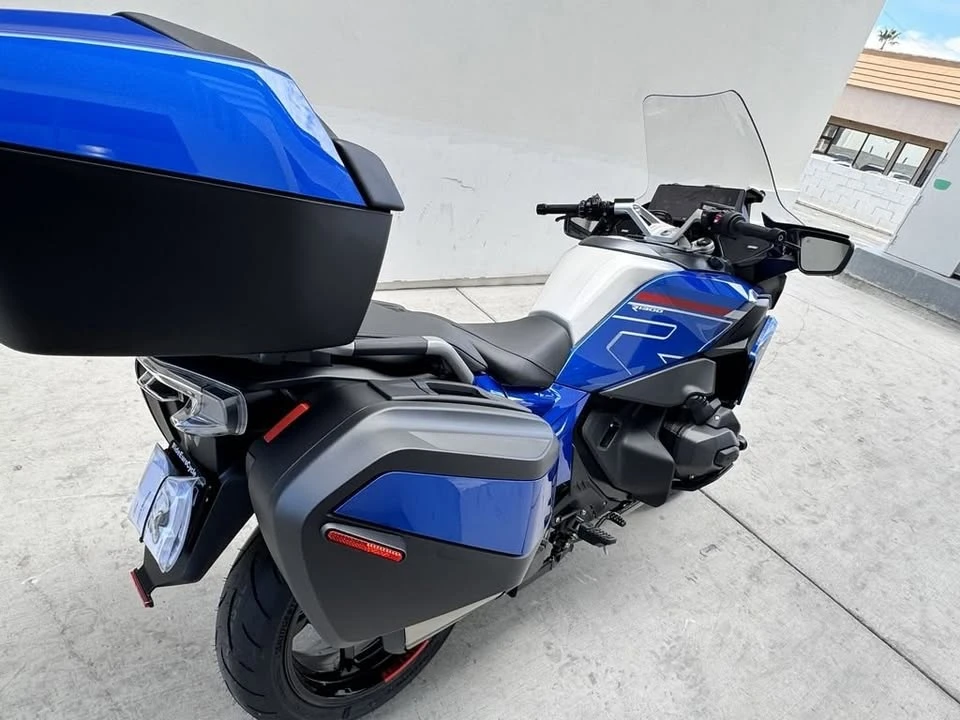 2026 BMW R 12 nineT - Image 5 of 19