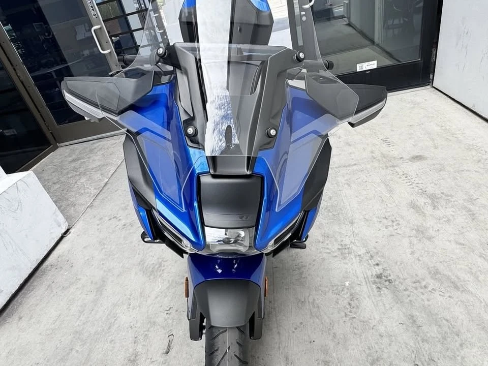 2026 BMW R 12 nineT - Image 14 of 19