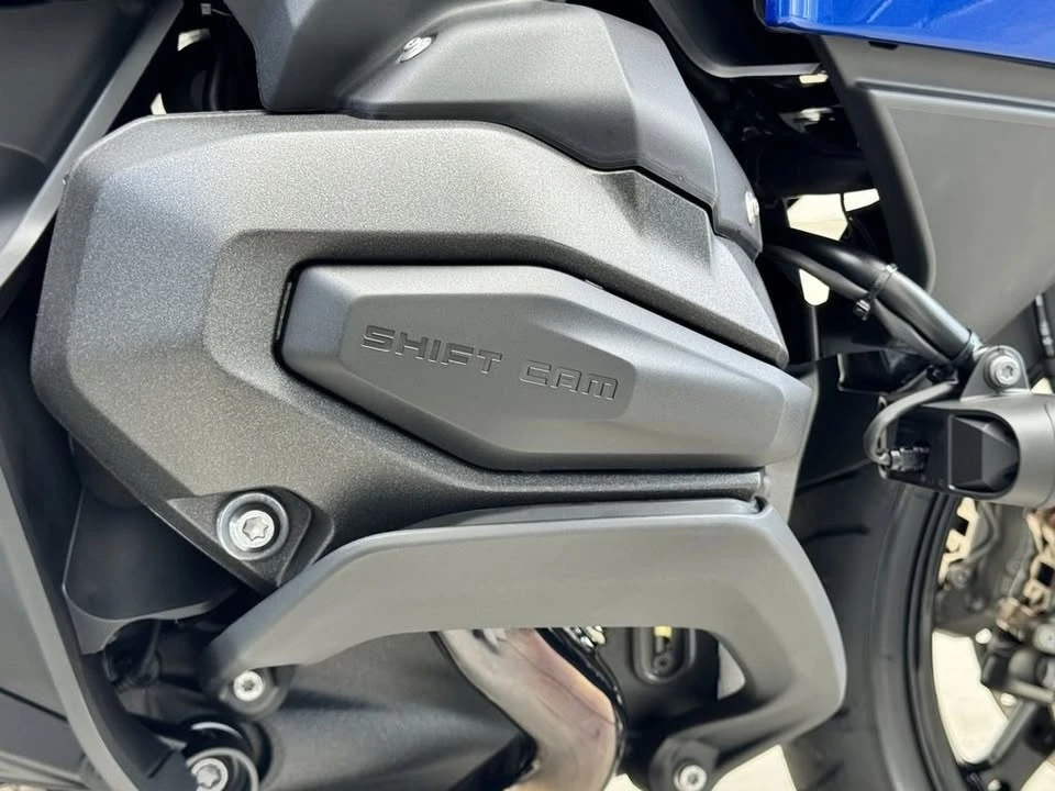2026 BMW R 12 nineT - Image 18 of 19