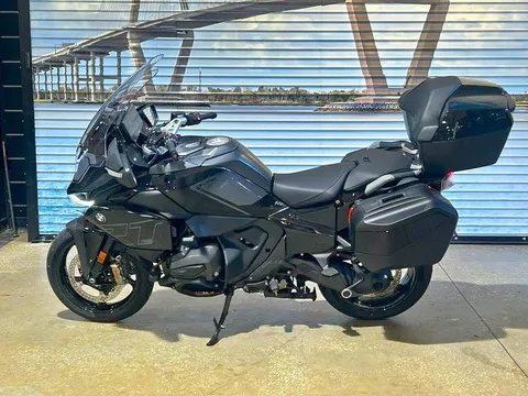 2026 BMW R 1300 RT Triple Black