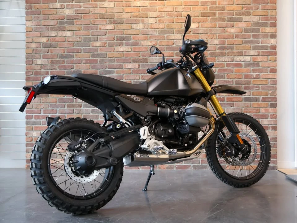 2026 BMW R 12 nineT - Image 3 of 19