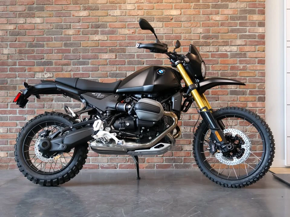 2026 BMW R 12 nineT - Image 2 of 19