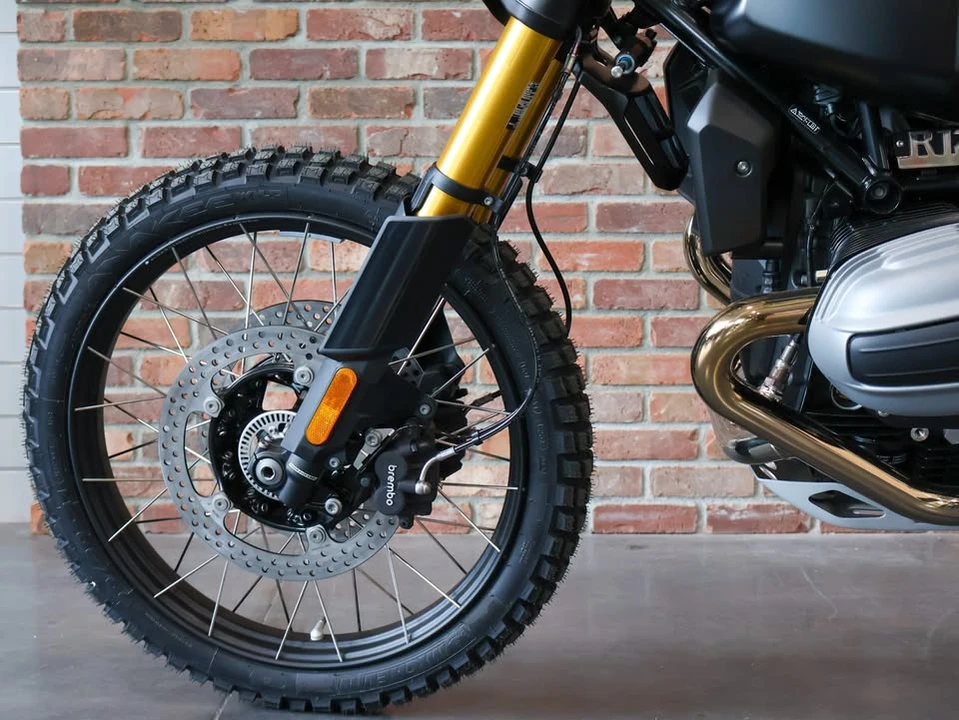 2026 BMW R 12 nineT - Image 12 of 19