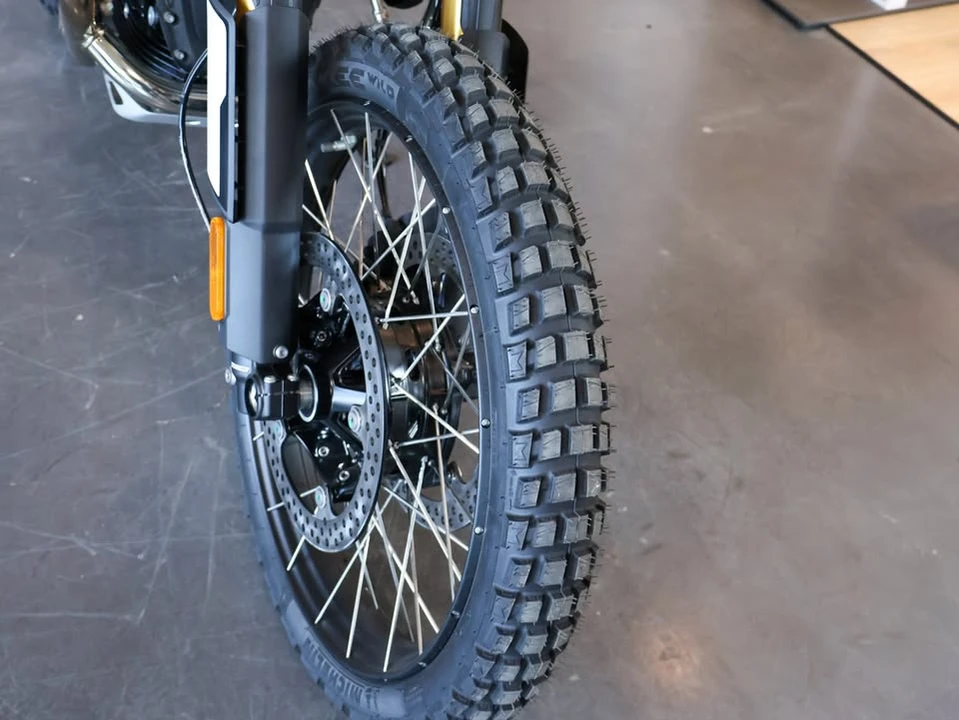 2026 BMW R 12 nineT - Image 7 of 19