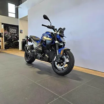 2026 BMW R1300R Demo
