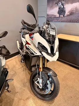 2026 BMW S 1000 XR
