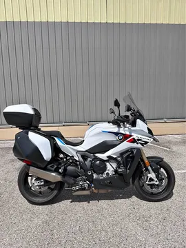 2026 BMW S 1000 XR