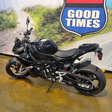 2026 BMW S 1000 R