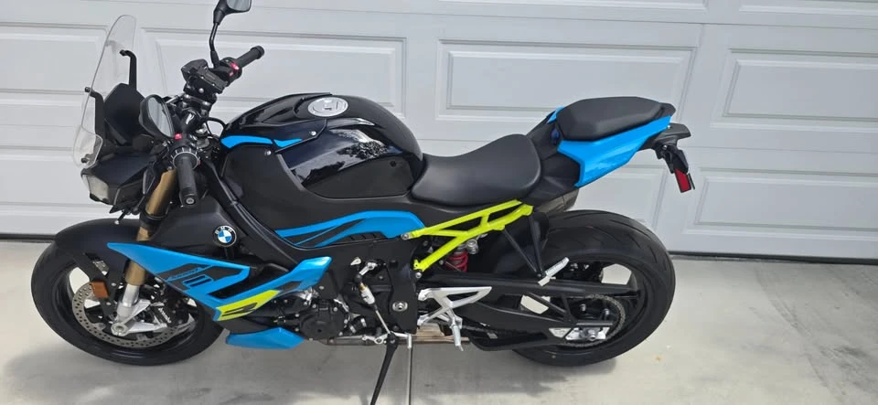 2026 BMW S1000 - Image 3 of 5