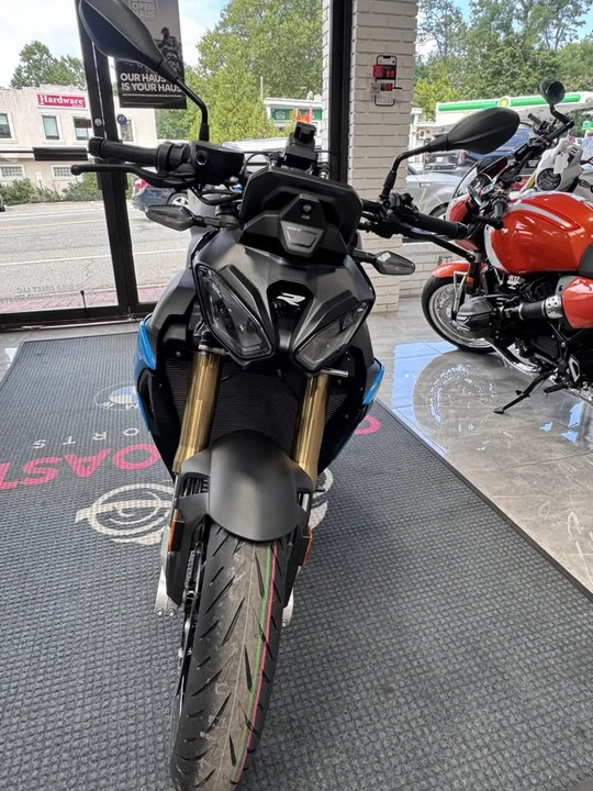 2026 BMW S1000 - Image 3 of 7
