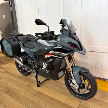 2026 BMW S1000XR w/ Bags