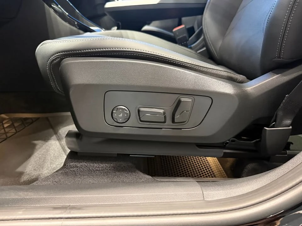 2026 BMW U11/U12 X1 - Image 13 of 20