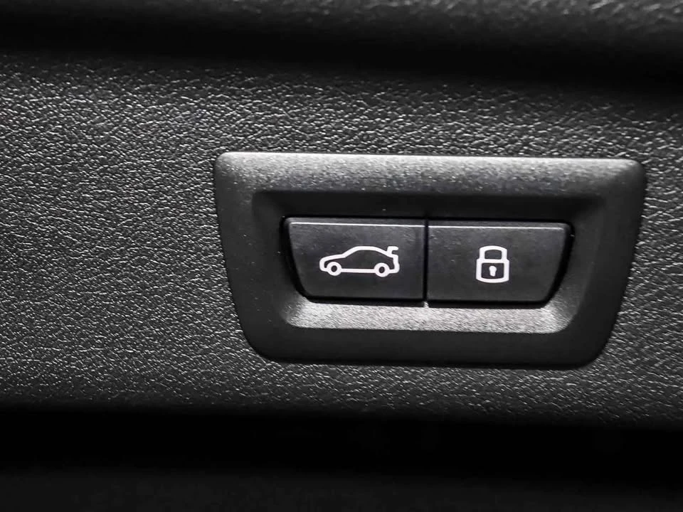 2026 BMW U11/U12 X1 - Image 12 of 20
