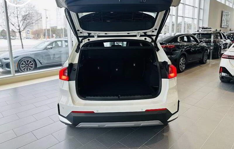 2026 BMW U11/U12 X1 - Image 11 of 17