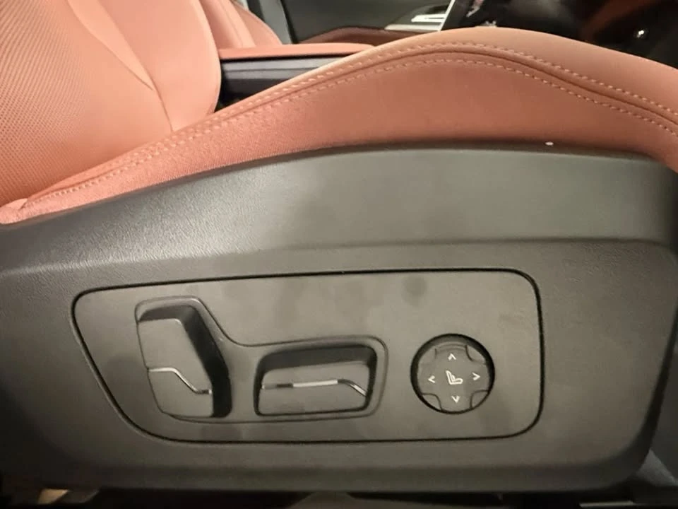 2026 BMW U11/U12 X1 - Image 16 of 20