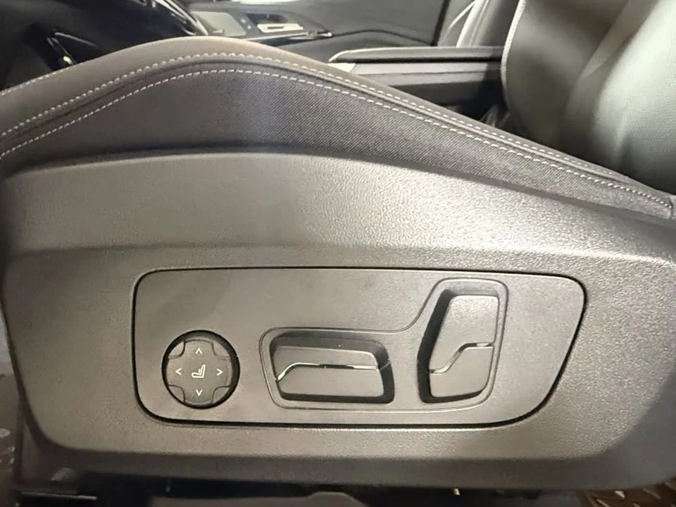 2026 BMW U11/U12 X1 - Image 13 of 20